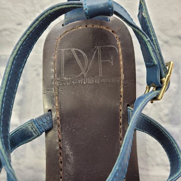 Diane von Furstenberg DVF Blue T-strap Sequin Colorblock Sandal size 6 1/2 - Picture 5 of 16